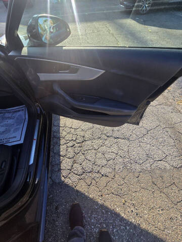 2017 Audi A4 2.0T quattro Premium Plus