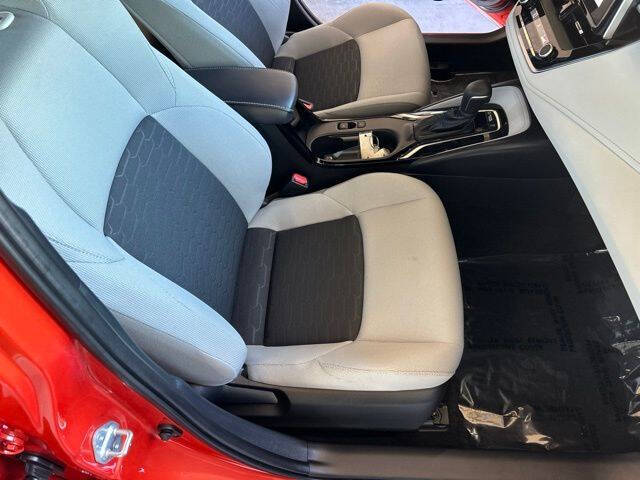 2026 Toyota Corolla Hatchback SE