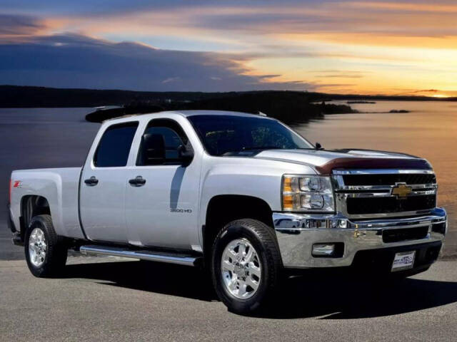 2014 Chevrolet Silverado 3500HD for sale at Best Buy Motors in Signal Hill, CA