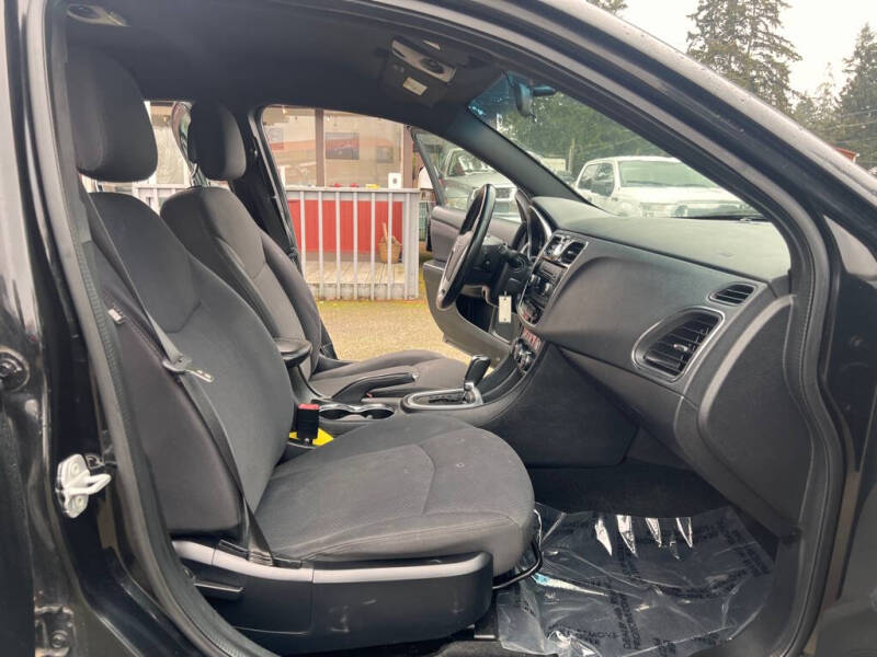 2013 Chrysler 200 Touring