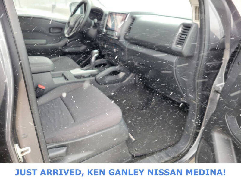 2022 Nissan Frontier S