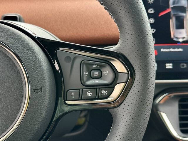 2025 VinFast VF8 Plus