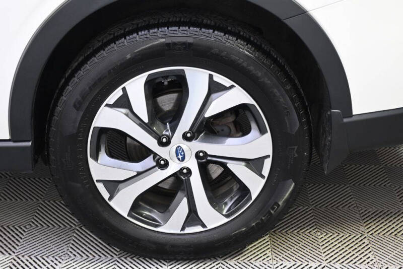 2022 Subaru Outback Touring XT