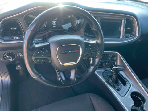 2022 Dodge Challenger SXT