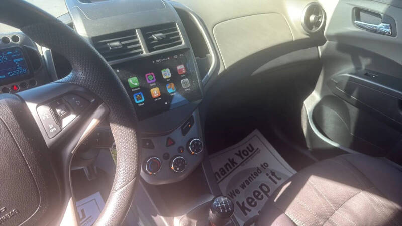2015 Chevrolet Sonic LT Manual