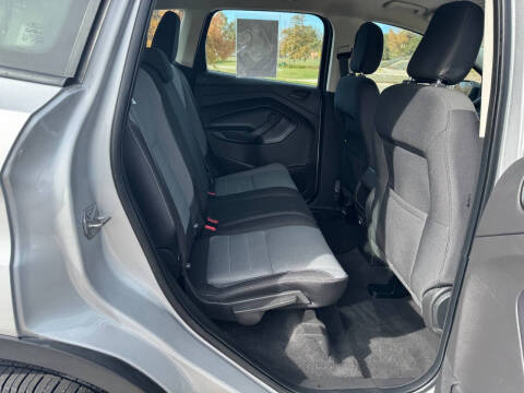 2019 Ford Escape S
