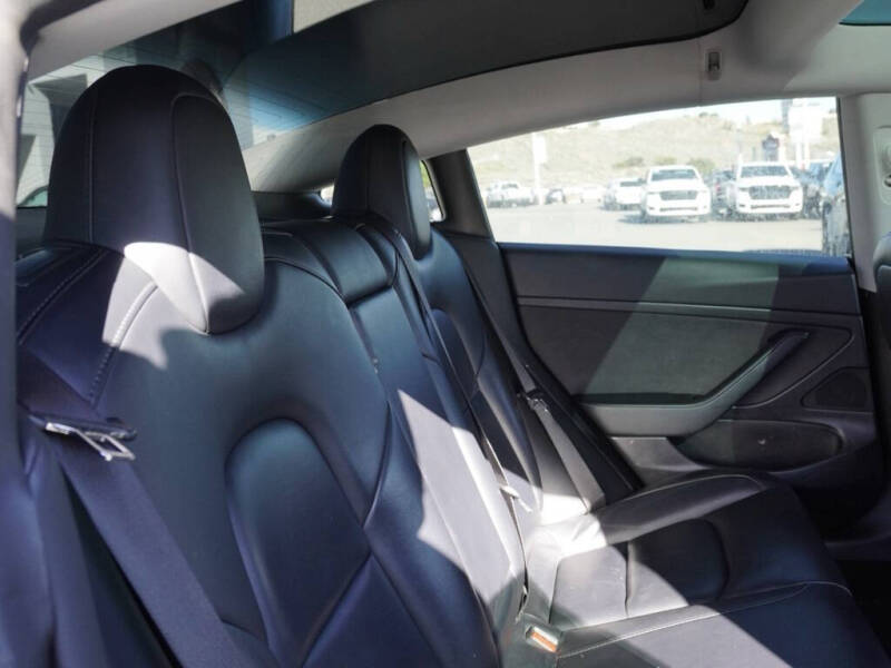 2020 Tesla Model 3 Standard Range Plus