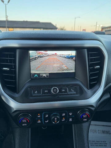 2017 GMC Acadia SLE-1
