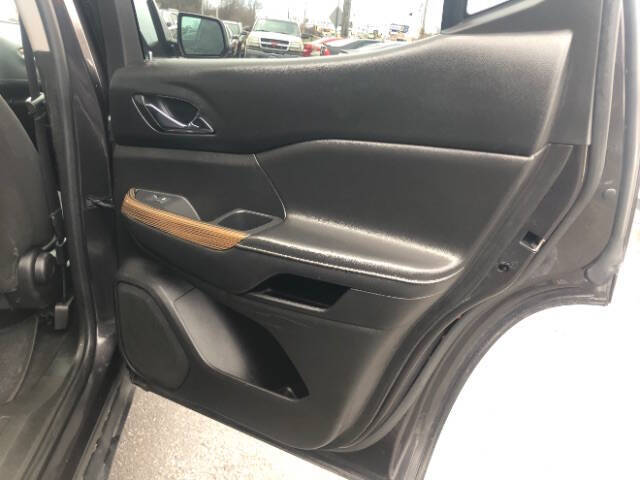 2017 GMC Acadia SLE-2