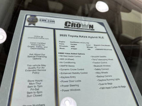 2025 Toyota RAV4 Hybrid XLE