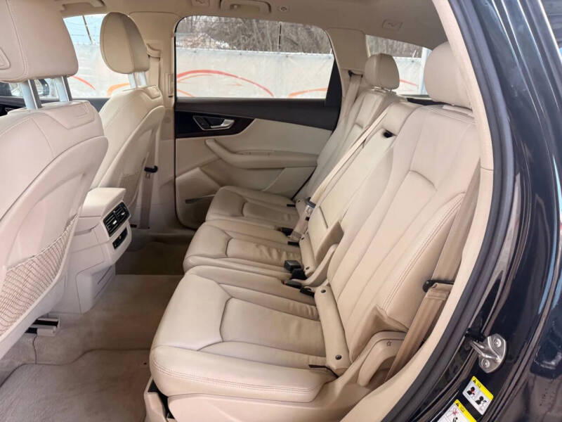 2017 Audi Q7 3.0T quattro Premium Plus