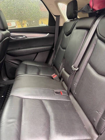 2017 Cadillac XT5 Premium Luxury