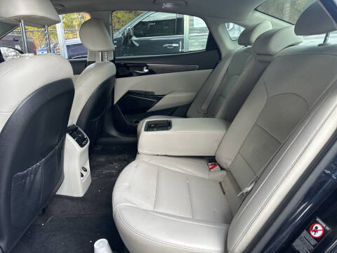 2020 Kia Cadenza Technology