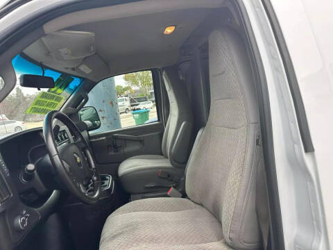 2020 Chevrolet Express 2500