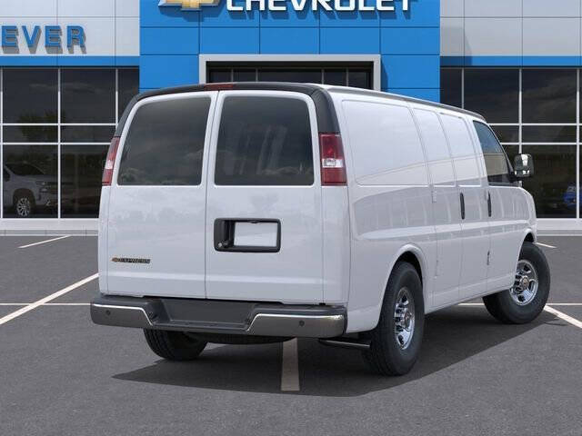 2026 Chevrolet Express 2500