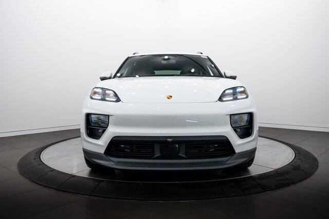 2026 Porsche Macan 4 Electric
