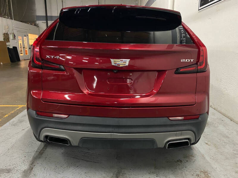 2019 Cadillac XT4 Premium Luxury