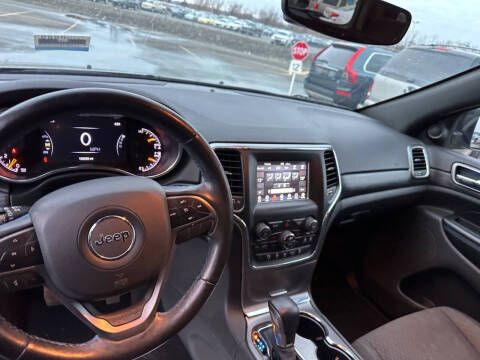 2019 Jeep Grand Cherokee Upland