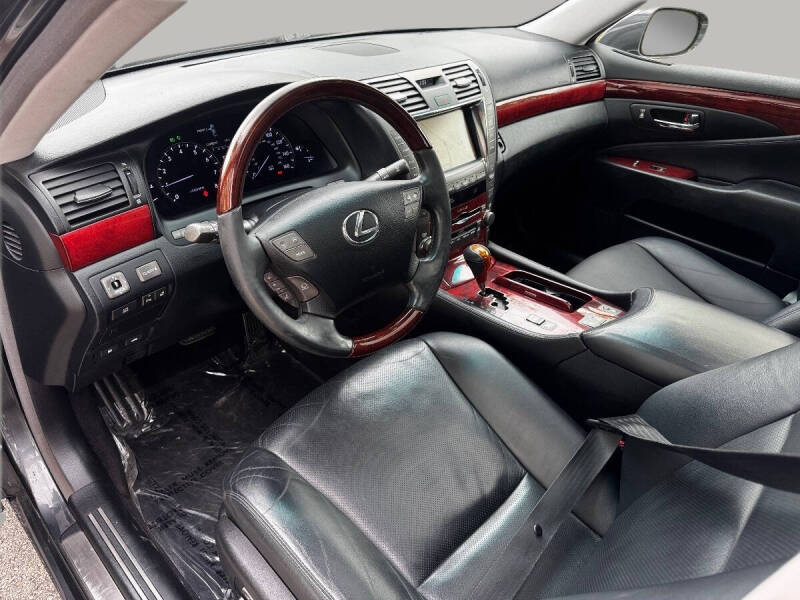 2007 Lexus LS 460
