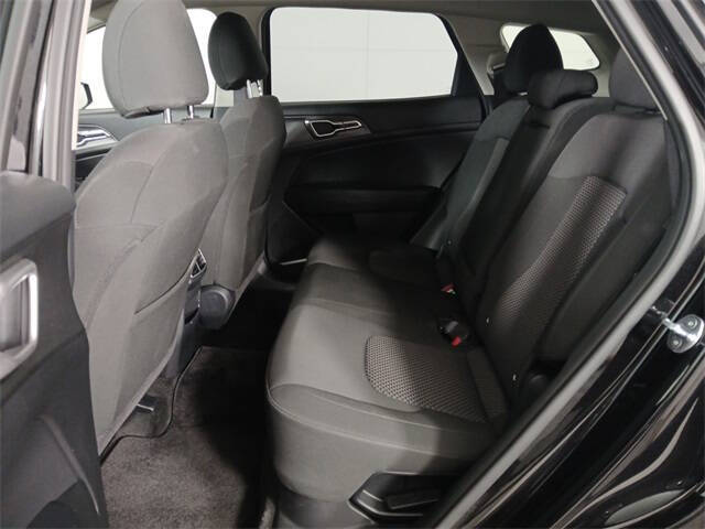 2024 Kia Sportage Hybrid LX