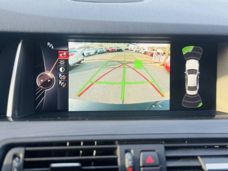 2015 BMW 5 Series 528i