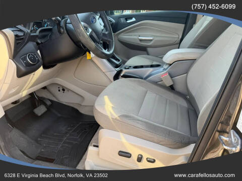 2016 Ford Escape SE