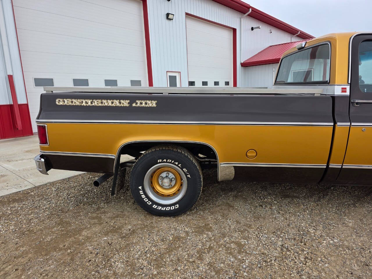 1976 GMC CK 1500 Series 32
