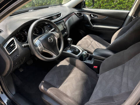 2015 Nissan Rogue SV