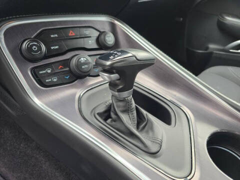 2017 Dodge Challenger SXT