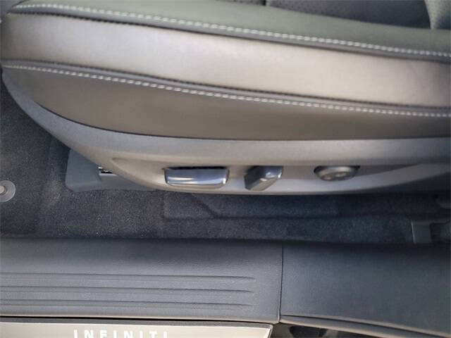 2025 Infiniti QX50 Luxe