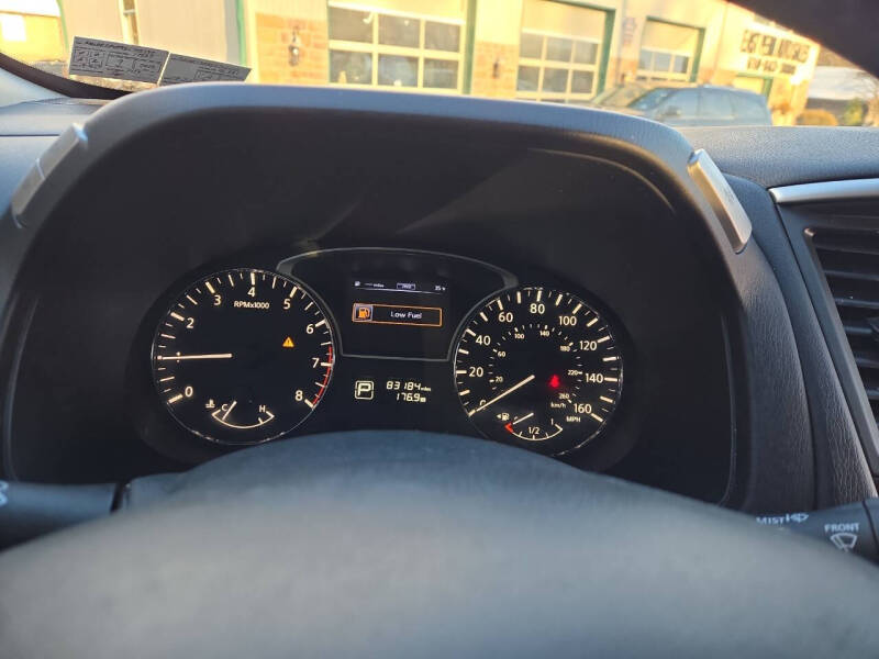 2014 Nissan Pathfinder SL