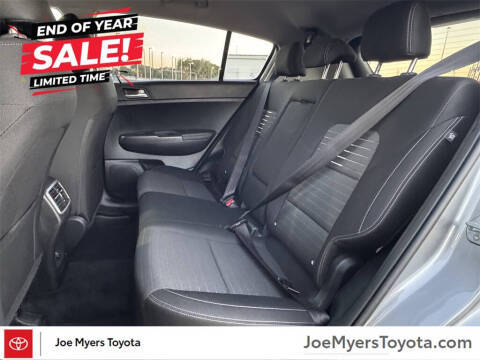 2022 Kia Sportage LX