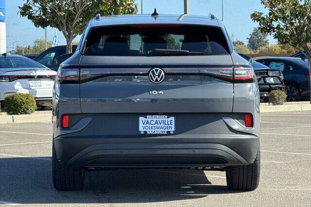 2025 Volkswagen ID.4 Pro