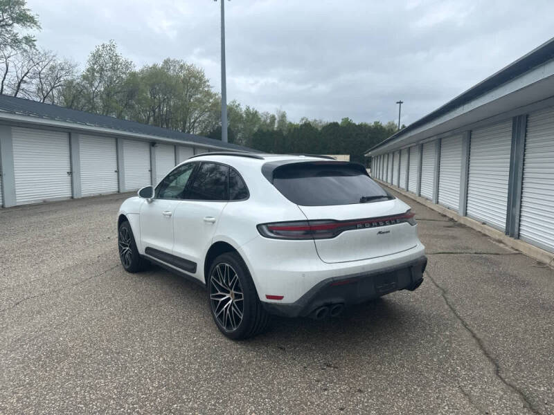2026 Porsche Macan
