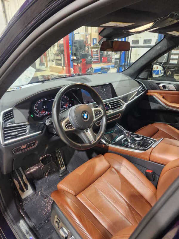 2022 BMW X7 M50i