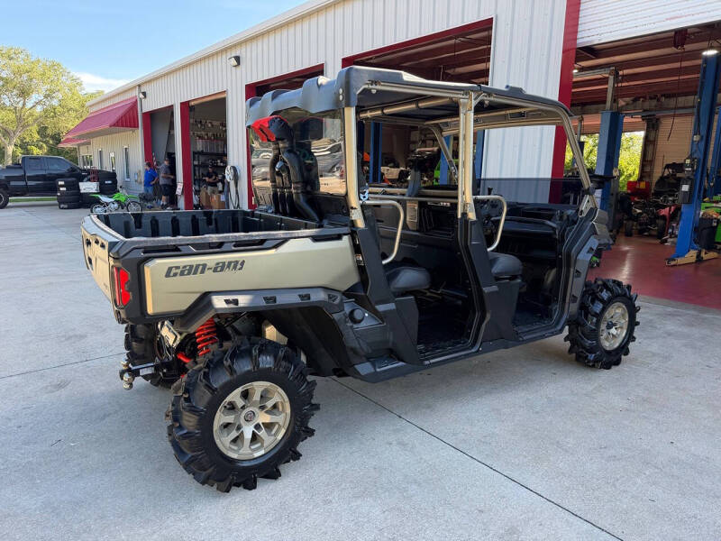 2022 Can-Am Defender Max X MR