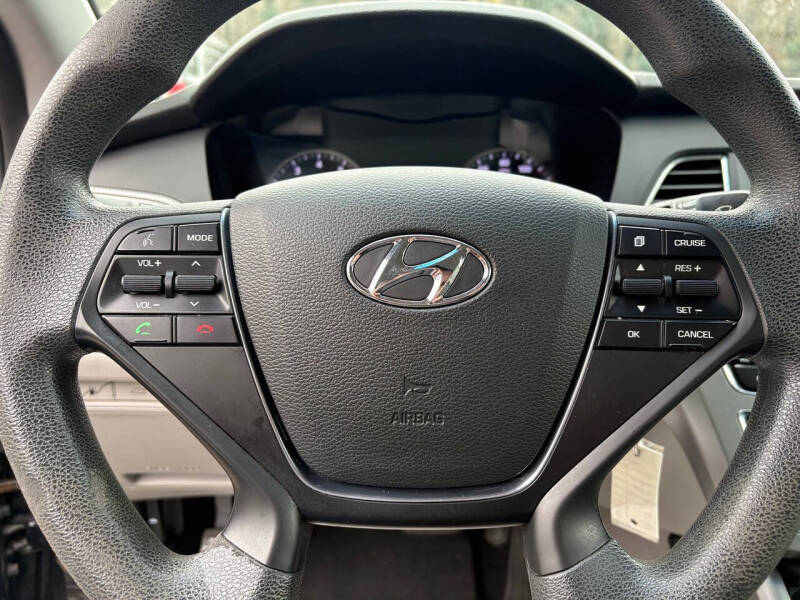 2016 Hyundai Sonata SE