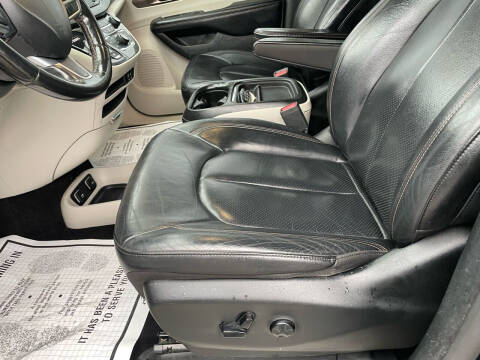 2019 Chrysler Pacifica Touring L