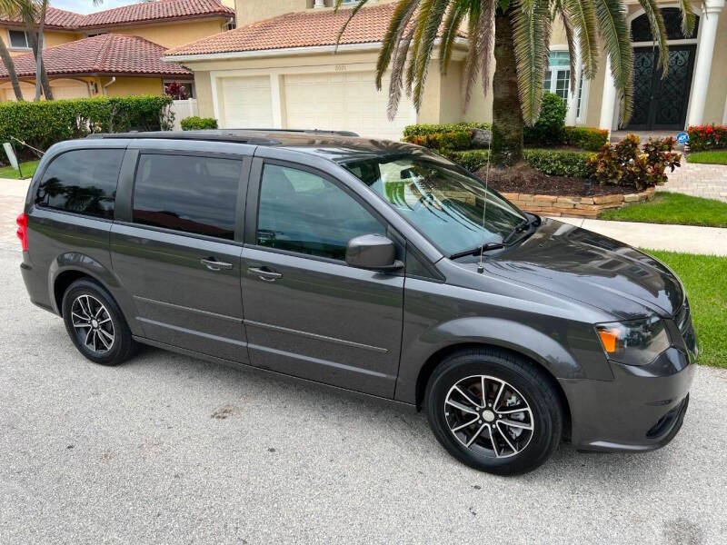 2016 Dodge Grand Caravan for sale at B2 AUTO SALES in Pompano Beach, FL