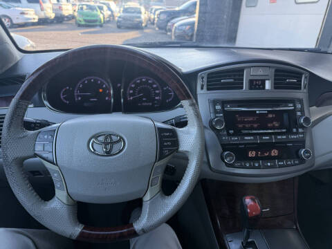 2011 Toyota Avalon Limited