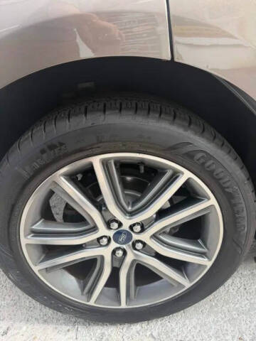 2019 Ford Edge Titanium