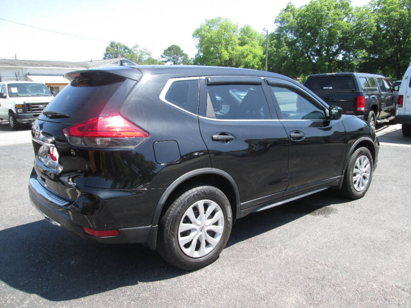 2017 Nissan Rogue S photo 5