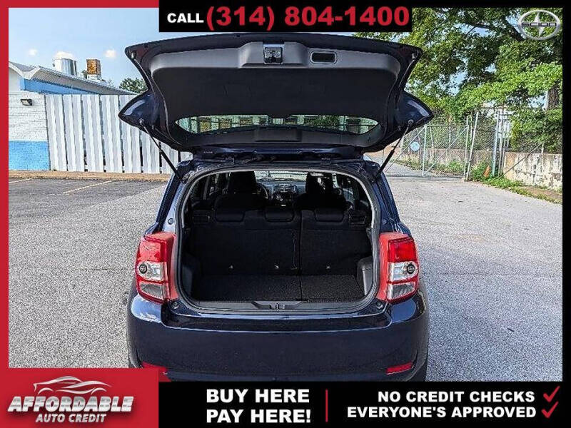 2010 Scion xD