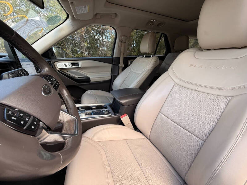 2020 Ford Explorer Platinum