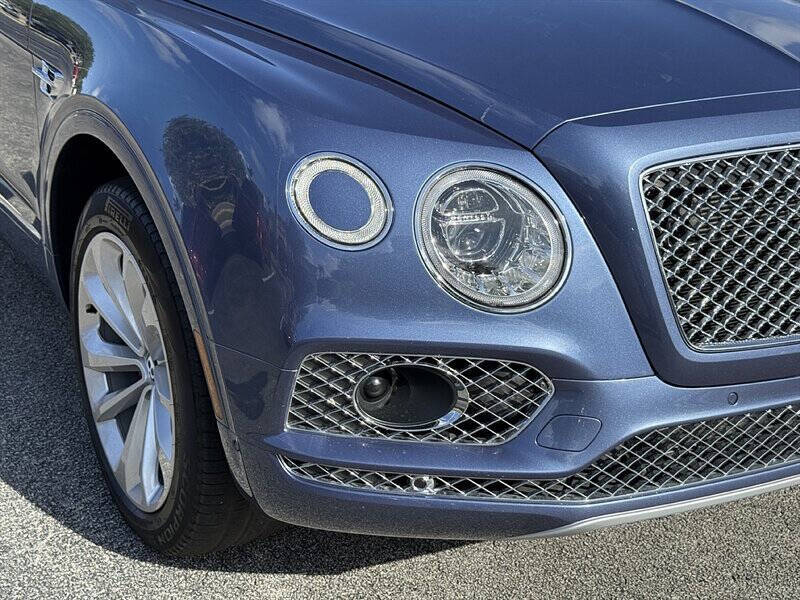 2018 Bentley Bentayga 9