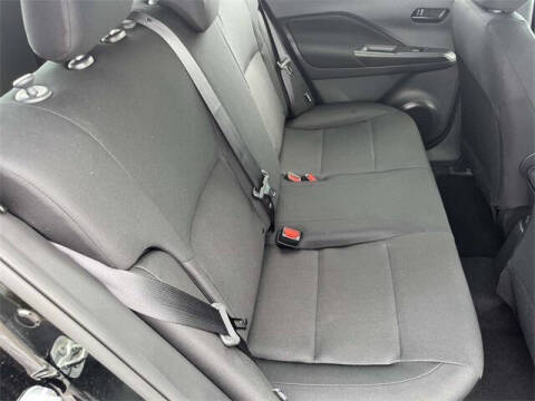 2025 Nissan Kicks Play S