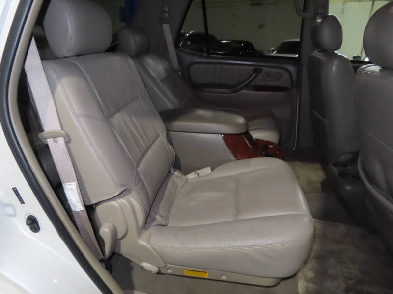 2005 Toyota Sequoia Limited