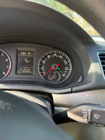 2014 Volkswagen Passat 1.8T S