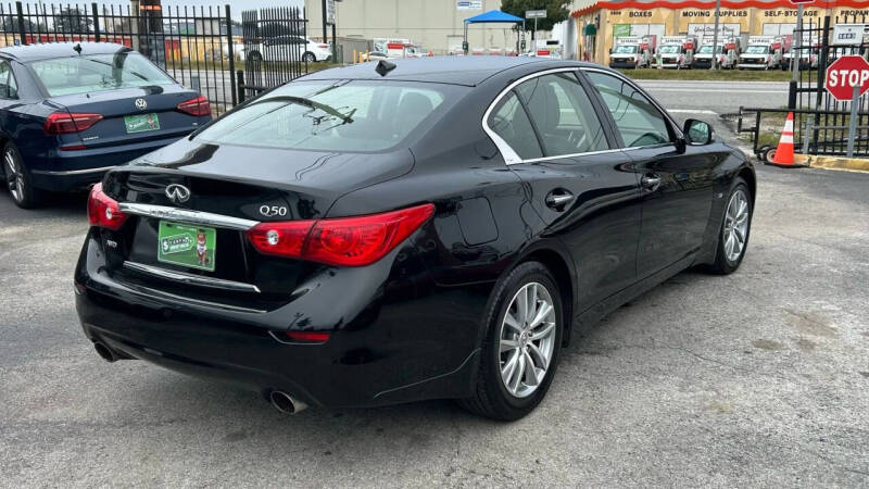2015 Infiniti Q50 Premium