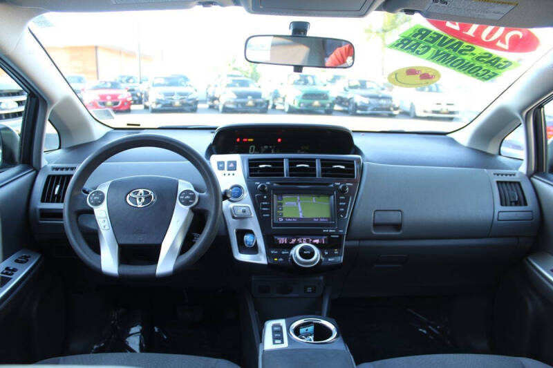 2012 Toyota Prius v Three